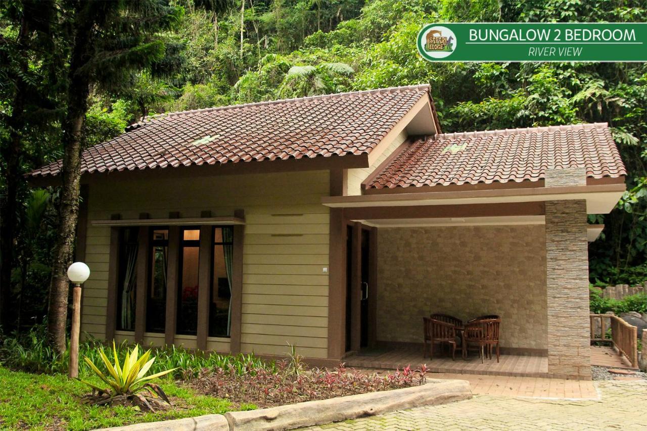 Safari Resort Puncak Buitenkant foto