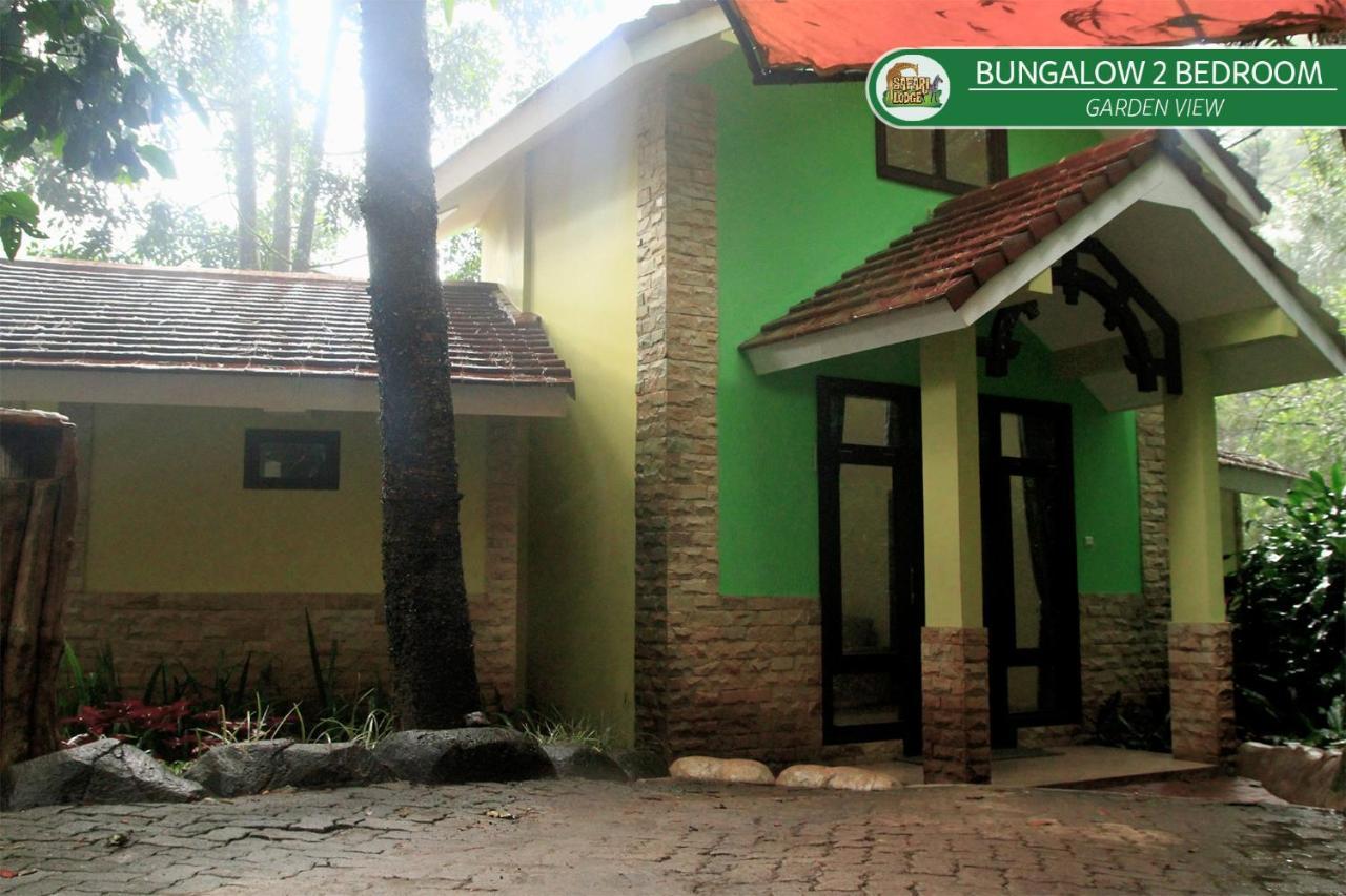 Safari Resort Puncak Buitenkant foto